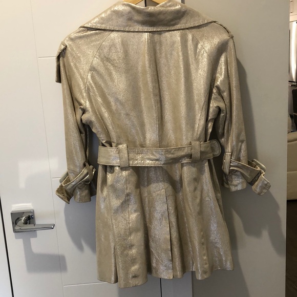 Bebe M gold metallic leather jacket. - Picture 5 of 8